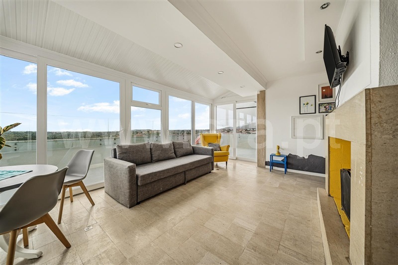 Apartamento T4 / Sintra, Rio de Mouro