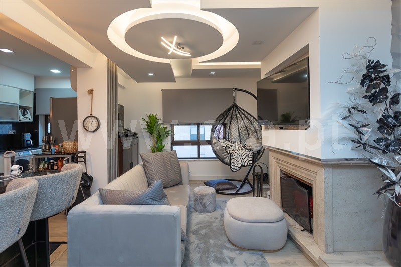 Apartamento T4 / Sintra, São Carlos