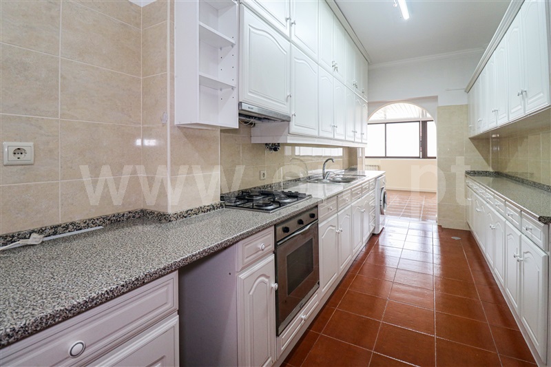 Apartamento T4 / Tomar, Tomar (São João Baptista) e Santa Maria dos Olivais