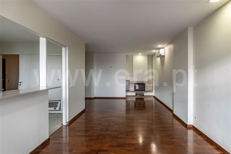 Apartamento T4 Vila Nova de Gaia, Avenida República - 1295020 - 5