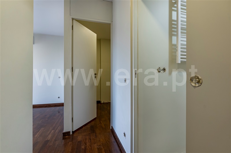 Apartamento T4 Vila Nova de Gaia, Avenida República - 1295020 - 12