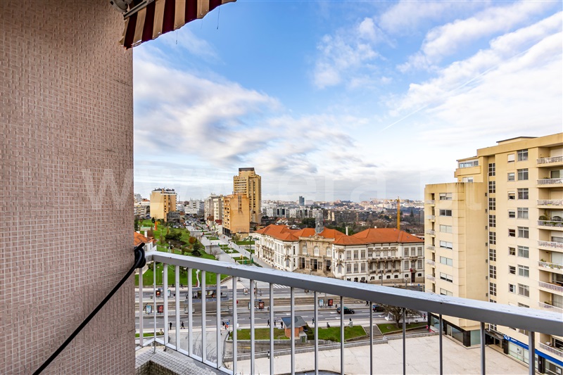 Apartamento T4 Vila Nova de Gaia, Avenida República - 1295020 - 16