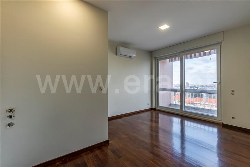 Apartamento T4 Vila Nova de Gaia, Avenida República - 1295020 - 18