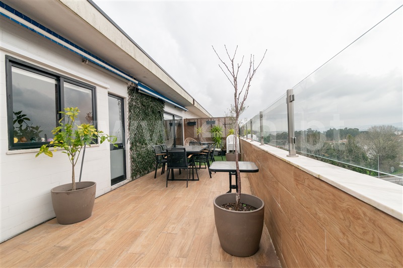 Apartamento T4 / Vila Nova de Gaia, Oliveira do Douro