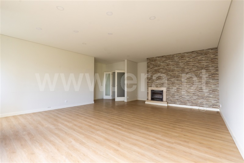 Apartamento T4 / Vila Nova de Gaia, Pedroso e Seixezelo