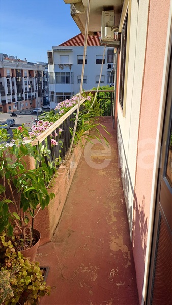 Apartamento T5 / Amadora, Venteira