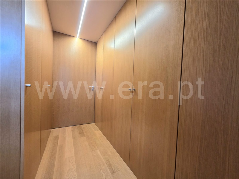 Apartamento T5 à venda em Celas, Vinhais — foto 9