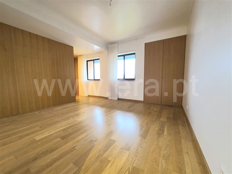 Apartamento T5 à venda em Celas, Vinhais — foto 10