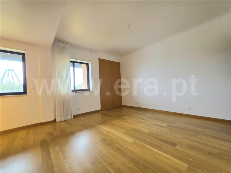 Apartamento T5 à venda em Celas, Vinhais — foto 11
