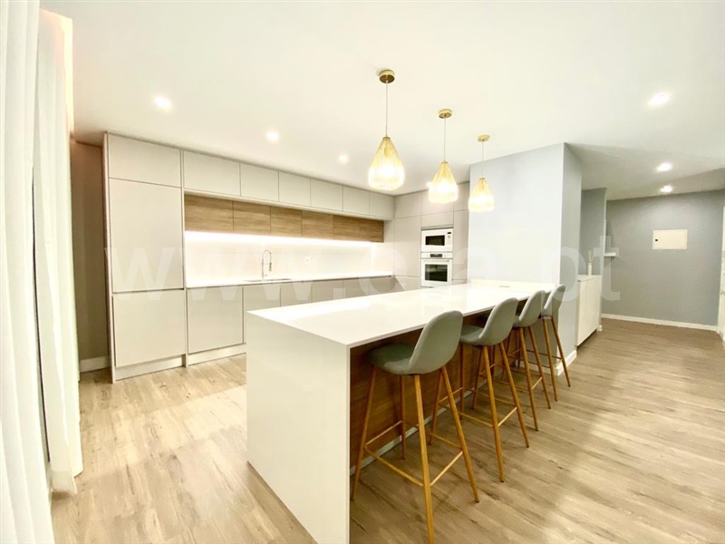 Apartamento T5 / Faro, Faro (Sé e São Pedro)