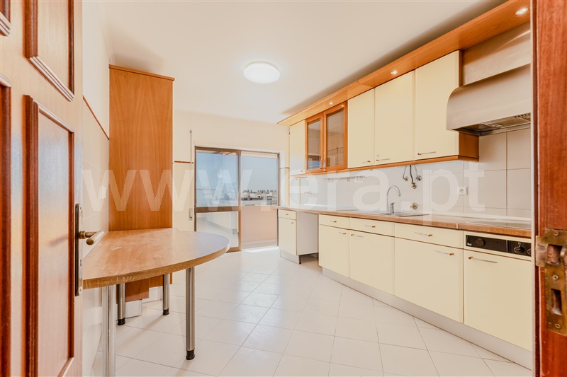 Apartamento T5 à venda em Faro (Sé e São Pedro), Faro — foto 10