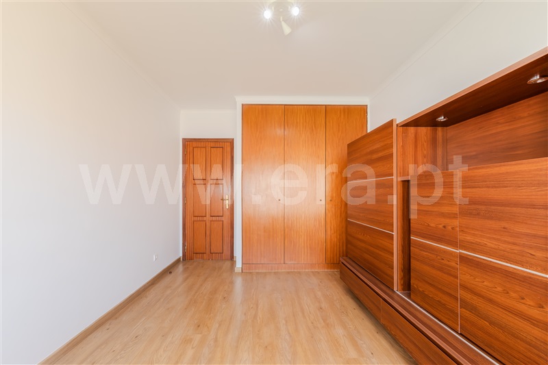 Apartamento T5 à venda em Faro (Sé e São Pedro), Faro — foto 17