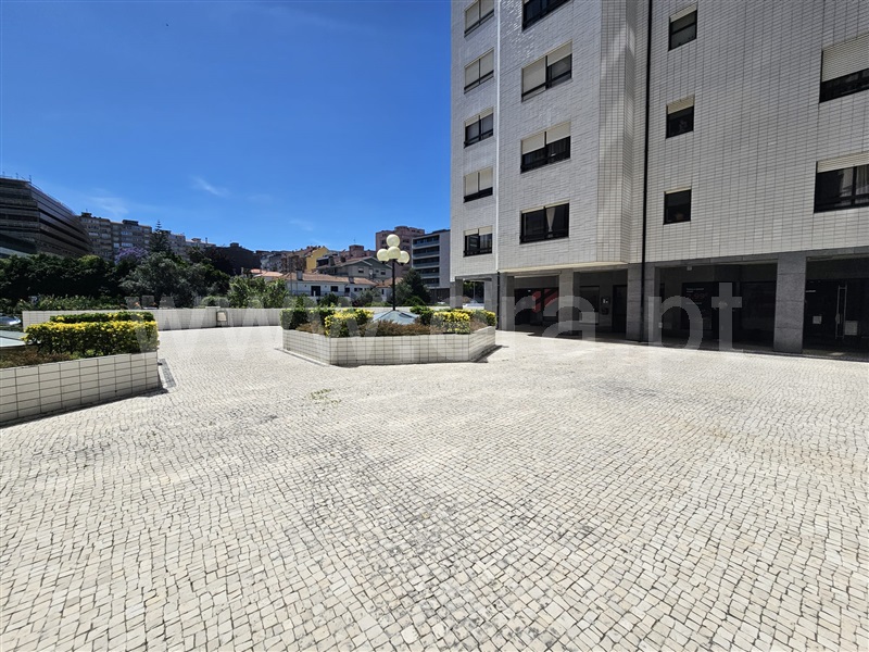 Apartamento T5 à venda em Avenida República, Vila Nova de Gaia — foto 2