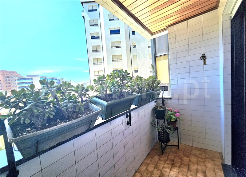 Apartamento T5 à venda em Avenida República, Vila Nova de Gaia — foto 15