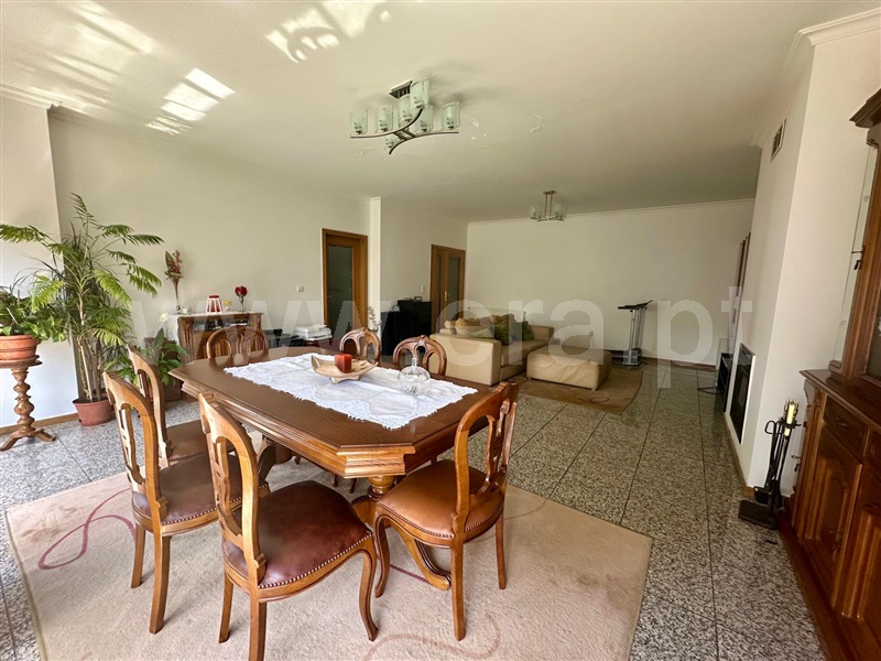 Apartamento T5 à venda em Lordelo, Vila Real — foto 3
