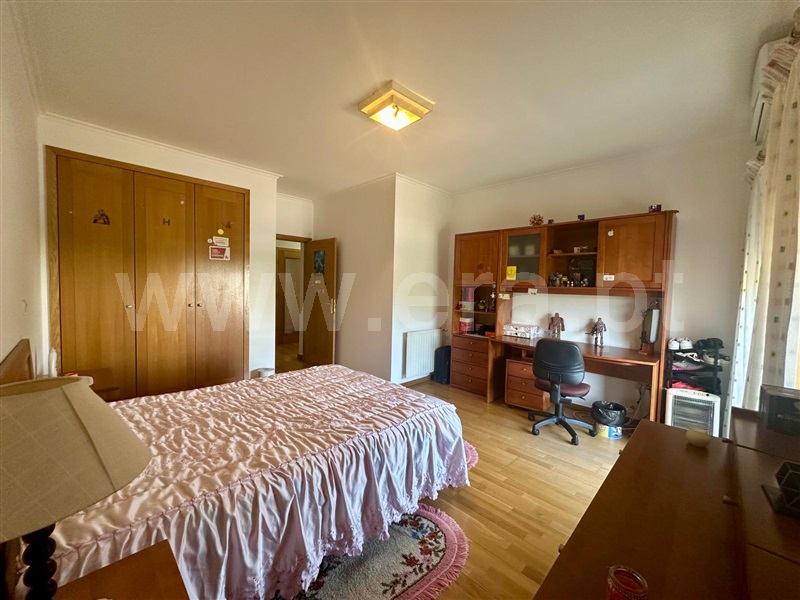 Apartamento T5 à venda em Lordelo, Vila Real — foto 19