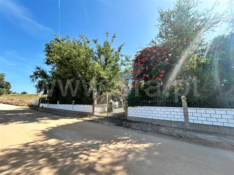 Armazém / Montemor-o-Novo, Nossa Senhora da Vila, Nossa Senhora do Bispo e Silveiras