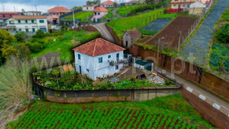 Armazém T2 / Santana, Achada de Cima