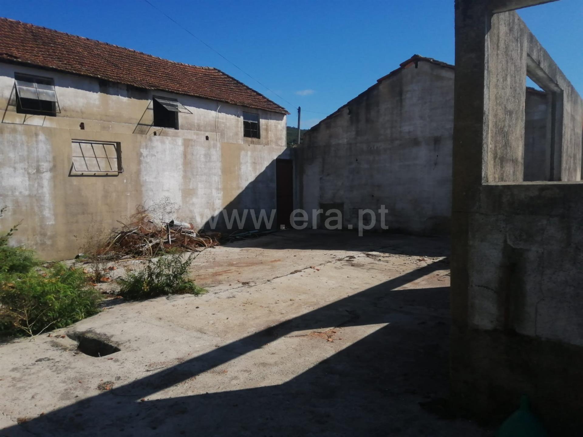 Armazém / Vale de Cambra, Macieira de Cambra - View 2