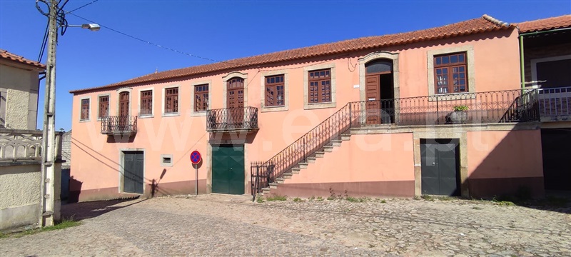 Casa Senhorial / Peso da Régua, Poiares e Canelas