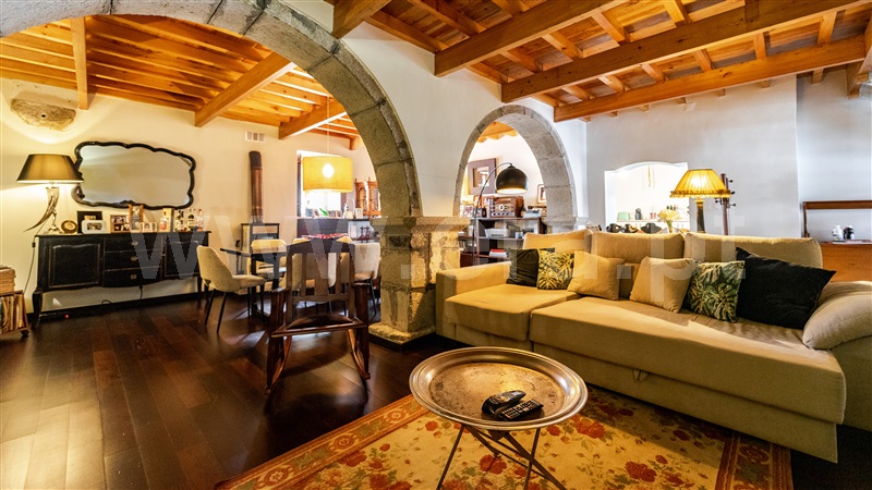 Casa Senhorial T4 com Jardim Angra do Heroísmo, Angra (São Pedro) - 1368626 - 24