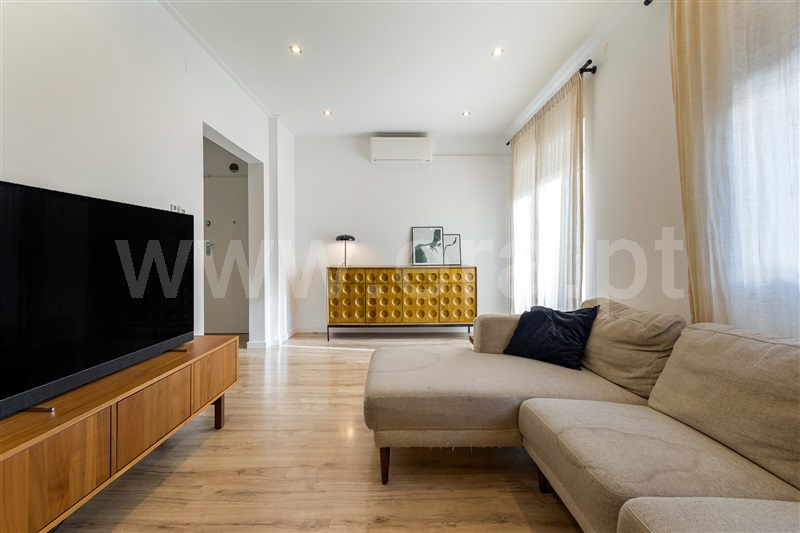 Duplex T2 / Almada, Almada, Cova da Piedade, Pragal e Cacilhas