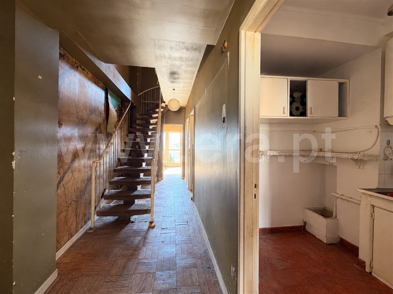 Apartamento T2 à venda em Bairro Norton de Matos, Coimbra — foto 2