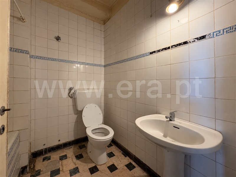 Apartamento T2 à venda em Bairro Norton de Matos, Coimbra — foto 12