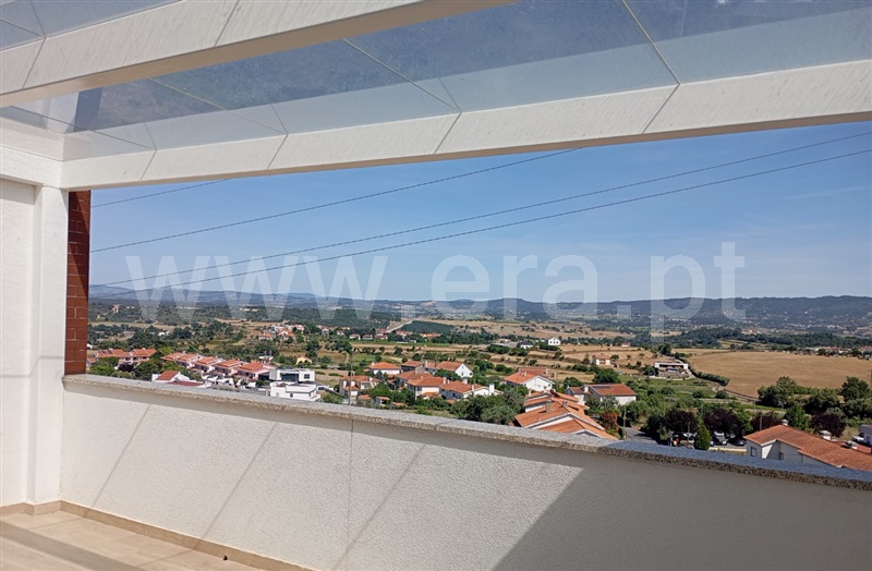 Apartamento T2 à venda em Covilhã e Canhoso, Covilhã — foto 2