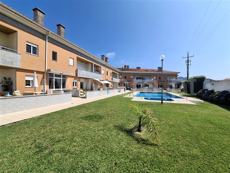 Duplex T2 / Esposende, Cepães