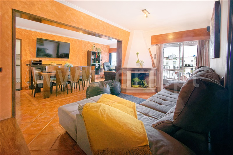 Apartamento T3 / Loures, Santo António Cavaleiros