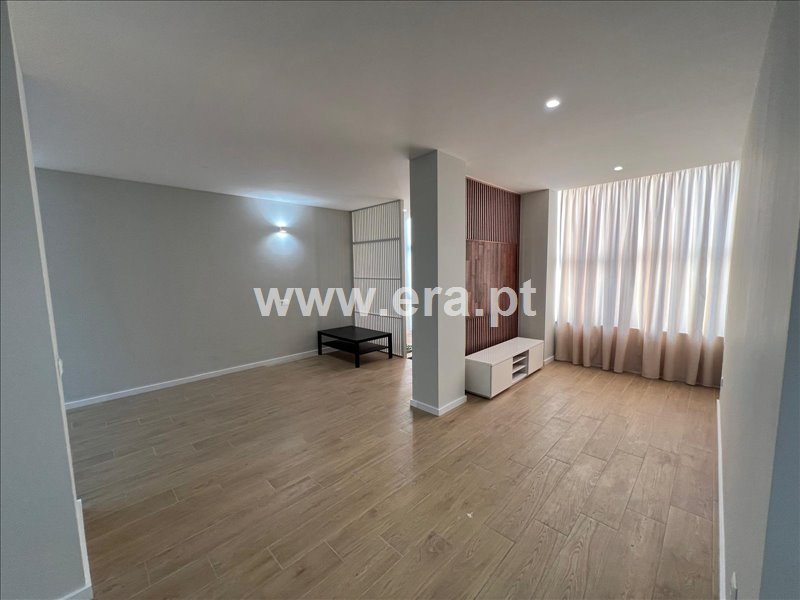 Apartamento T3 à venda em Vilarinho das Cambas, Vila Nova de Famalicão — foto 7