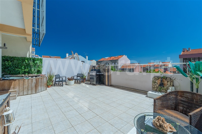 Duplex T4 / Amadora, Encosta do Sol