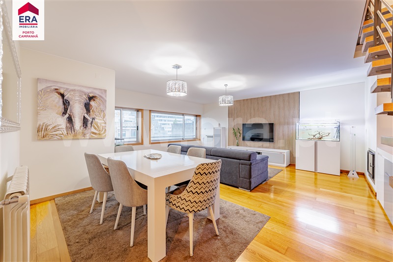 Duplex T4 / Maia, Cidade da Maia