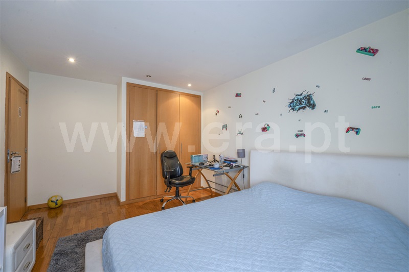 Apartamento T4 à venda em Mafamude e Vilar do Paraíso, Vila Nova de Gaia — foto 10