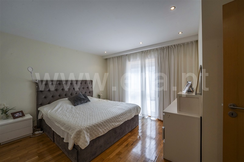Apartamento T4 à venda em Mafamude e Vilar do Paraíso, Vila Nova de Gaia — foto 12