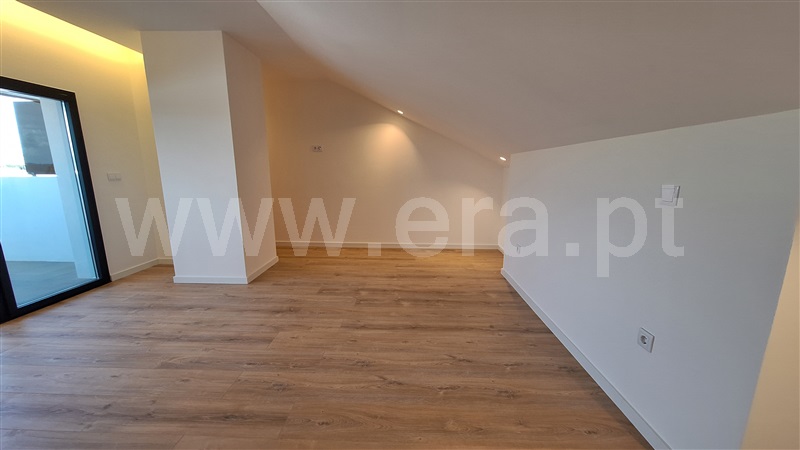 Apartamento T4 à venda em Repeses e São Salvador, Viseu — foto 11