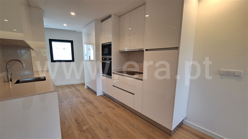 Apartamento T4 à venda em Repeses e São Salvador, Viseu — foto 2