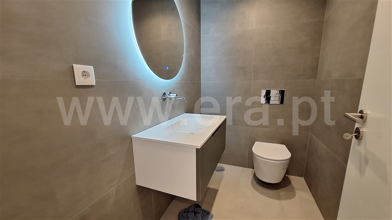 Apartamento T4 à venda em Repeses e São Salvador, Viseu — foto 13