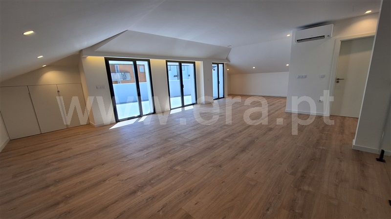 Apartamento T4 à venda em Repeses e São Salvador, Viseu — foto 4