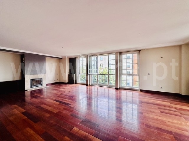 Apartamento T5 à venda em Boavista, Porto — foto 9