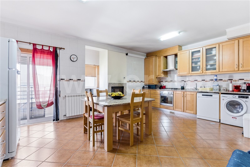 Apartamento T5 à venda em Campo, Viseu — foto 4