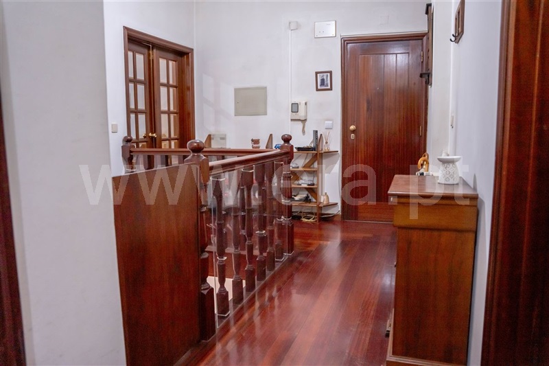 Apartamento T5 à venda em Praça de Goa, Viseu — foto 11