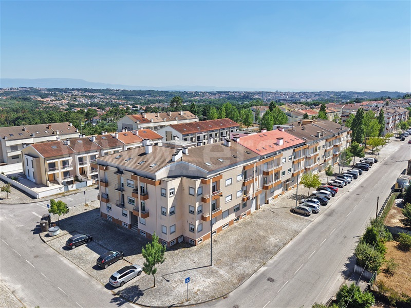 Duplex T6 / Viseu, Campo
