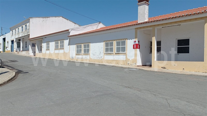 Fábrica/Indústria / Odemira, Vale de Santiago