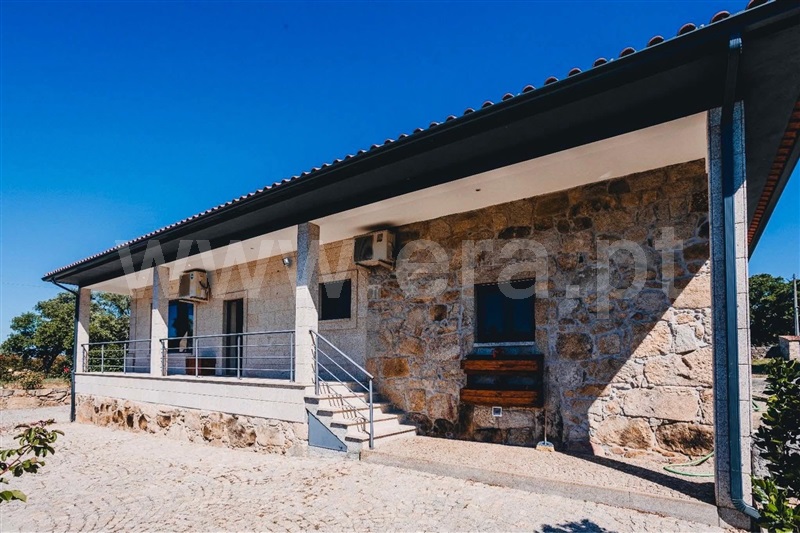 Herdade T1 / Fornos de Algodres, Fornos de Algodres