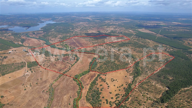Herdade T4 / Santiago do Cacém, São Domingos e Vale de Água
