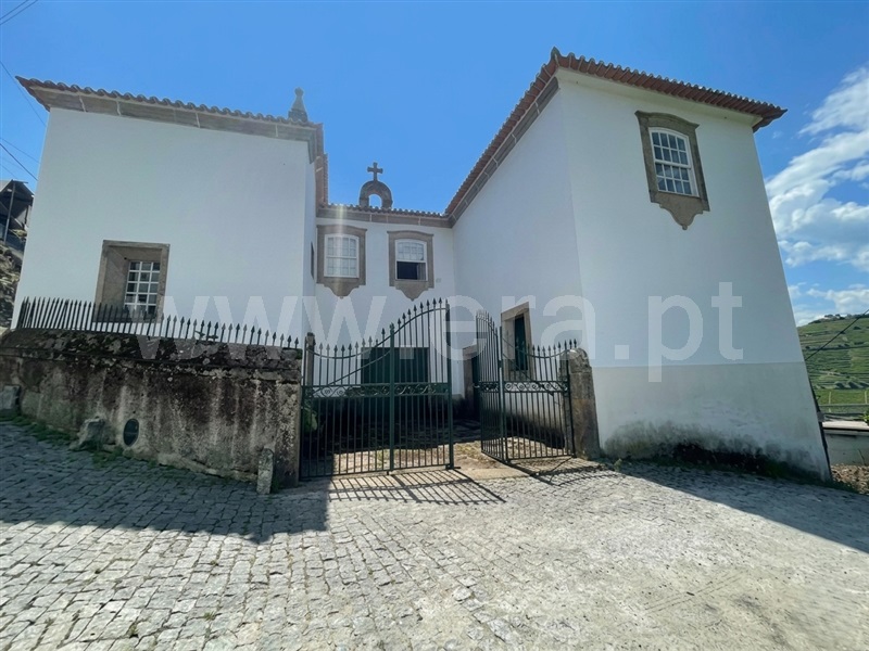 Herdade T8 / Peso da Régua, Vilarinho dos Freires