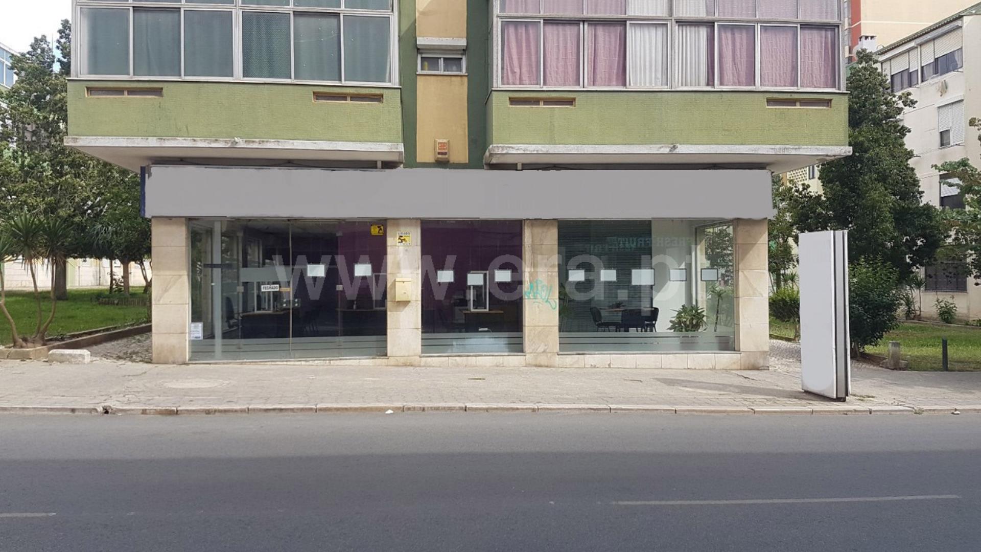 LOJA/COMÉRCIO - BARREIRO, ALTO DO SEIXALINHO