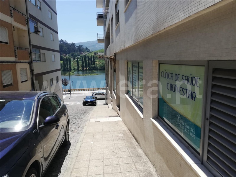 Loja / Peso da Régua, Peso da Régua e Godim